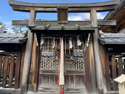 北野神社御旅所・神輿岡神社（北野天満宮境外末社）(京都府)