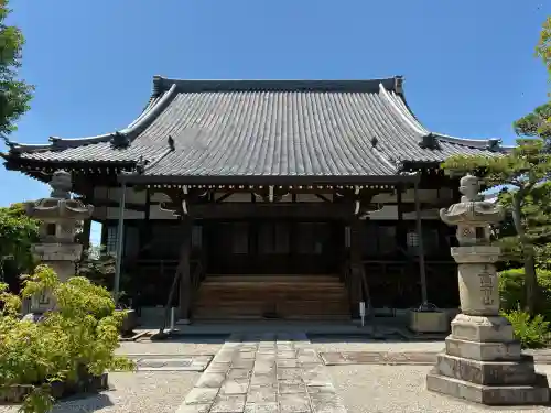 高布山 金勝寺の{uncategorized: "未分類", other: "その他", undefined: "問題あり", building: "その他建物", grave: "お墓", sacred_gate: "鳥居", guardian: "狛犬", statue: "像", buddha: "仏像", history: "歴史", nature: "自然", garden: "庭園", animal: "動物", pagoda: "塔", temizu: "手水舎", mountain_gate: "山門・神門", sanctuary: "本殿・本堂", subordinate: "末社・摂社", art: "芸術", scenery: "景色", jizo: "地蔵", ema: "絵馬", goshuin: "御朱印", omikuji: "おみくじ", items: "授与品その他", amulet: "お守り", goshuincho: "御朱印帳", eats: "食事", festival: "お祭り", votive_dance: "神楽", shichigosan: "七五三参", wedding: "結婚式", experience: "体験その他", initially: "初詣", around: "周辺", anti_infection: "感染症対策"}