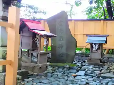 白山社の末社・摂社