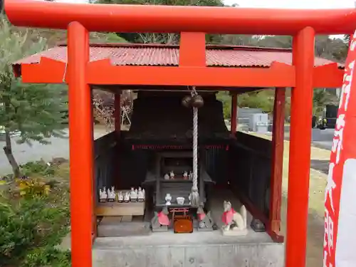 伊勢原 法泉寺の末社