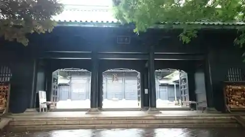 湯島聖堂の山門・神門