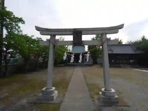 大瀬氷川神社の鳥居