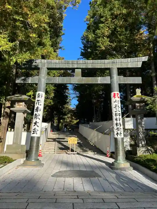 諏訪大社下社秋宮(長野県)