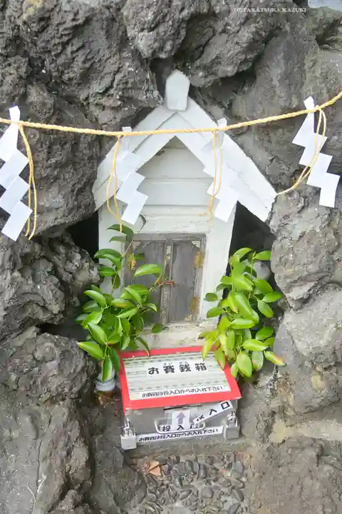 鳩森八幡神社の末社・摂社