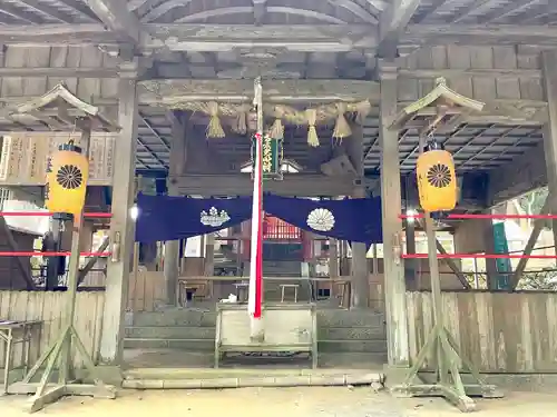 高倉神社の本殿・本堂