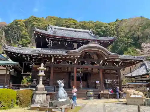 三室戸寺の本殿・本堂