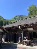 男体神社の{uncategorized: "未分類", other: "その他", undefined: "問題あり", building: "その他建物", grave: "お墓", sacred_gate: "鳥居", guardian: "狛犬", statue: "像", buddha: "仏像", history: "歴史", nature: "自然", garden: "庭園", animal: "動物", pagoda: "塔", temizu: "手水舎", mountain_gate: "山門・神門", sanctuary: "本殿・本堂", subordinate: "末社・摂社", art: "芸術", scenery: "景色", jizo: "地蔵", ema: "絵馬", goshuin: "御朱印", omikuji: "おみくじ", items: "授与品その他", amulet: "お守り", goshuincho: "御朱印帳", eats: "食事", festival: "お祭り", votive_dance: "神楽", shichigosan: "七五三参", wedding: "結婚式", experience: "体験その他", initially: "初詣", around: "周辺", anti_infection: "感染症対策"}