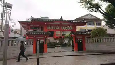 善國寺の山門・神門