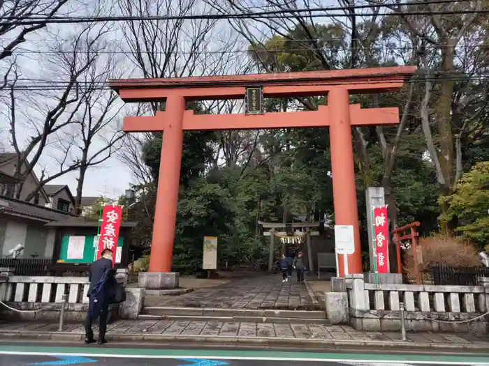 世田谷八幡宮の鳥居