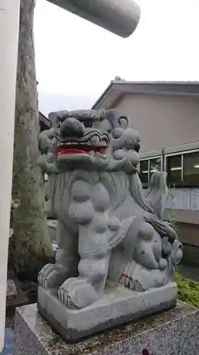 日々神社の狛犬