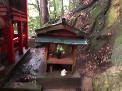 乎美祢神社の末社・摂社