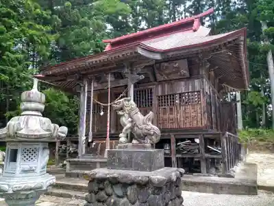 八幡神社の本殿・本堂