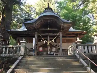 近津神社の本殿・本堂