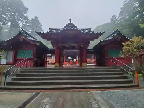 箱根神社の山門・神門