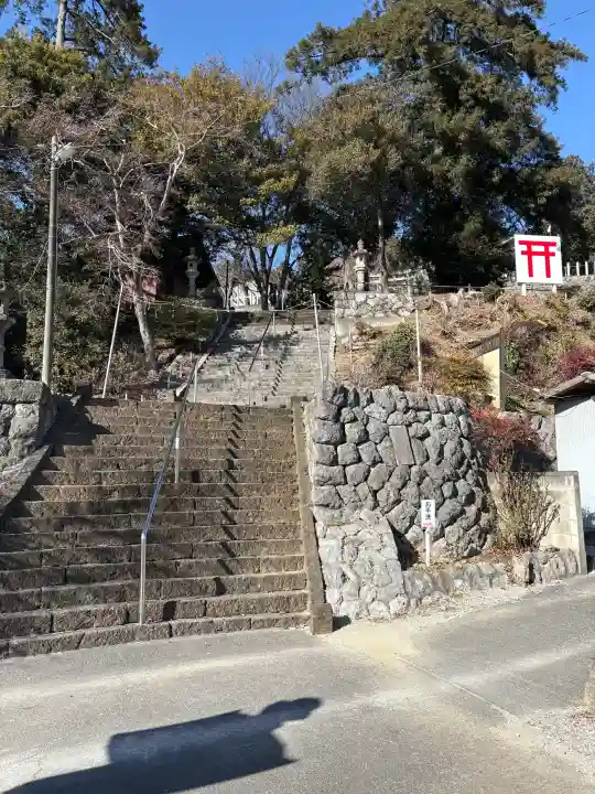 賀茂別雷神社の{uncategorized: "未分類", other: "その他", undefined: "問題あり", building: "その他建物", grave: "お墓", sacred_gate: "鳥居", guardian: "狛犬", statue: "像", buddha: "仏像", history: "歴史", nature: "自然", garden: "庭園", animal: "動物", pagoda: "塔", temizu: "手水舎", mountain_gate: "山門・神門", sanctuary: "本殿・本堂", subordinate: "末社・摂社", art: "芸術", scenery: "景色", jizo: "地蔵", ema: "絵馬", goshuin: "御朱印", omikuji: "おみくじ", items: "授与品その他", amulet: "お守り", goshuincho: "御朱印帳", eats: "食事", festival: "お祭り", votive_dance: "神楽", shichigosan: "七五三参", wedding: "結婚式", experience: "体験その他", initially: "初詣", around: "周辺", anti_infection: "感染症対策"}