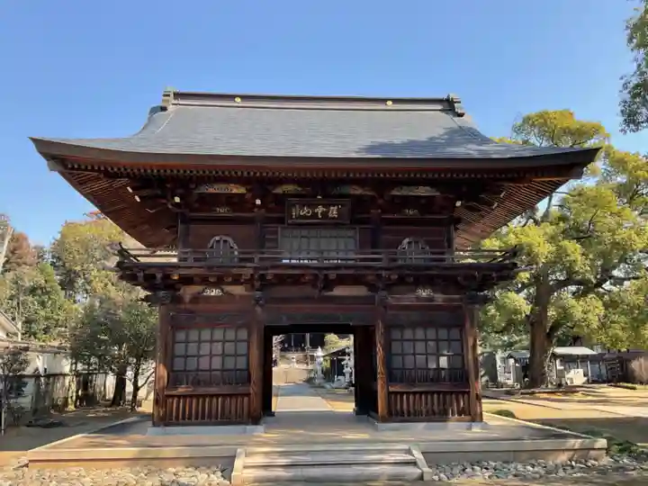 真観寺の山門・神門