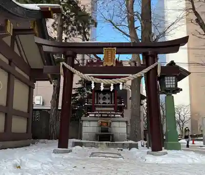 三吉神社の末社・摂社