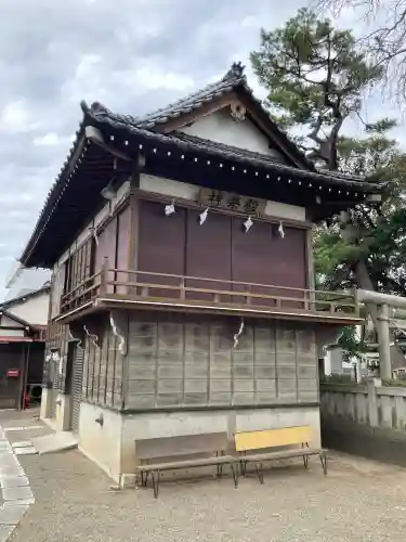 栗原氷川神社の{uncategorized: "未分類", other: "その他", undefined: "問題あり", building: "その他建物", grave: "お墓", sacred_gate: "鳥居", guardian: "狛犬", statue: "像", buddha: "仏像", history: "歴史", nature: "自然", garden: "庭園", animal: "動物", pagoda: "塔", temizu: "手水舎", mountain_gate: "山門・神門", sanctuary: "本殿・本堂", subordinate: "末社・摂社", art: "芸術", scenery: "景色", jizo: "地蔵", ema: "絵馬", goshuin: "御朱印", omikuji: "おみくじ", items: "授与品その他", amulet: "お守り", goshuincho: "御朱印帳", eats: "食事", festival: "お祭り", votive_dance: "神楽", shichigosan: "七五三参", wedding: "結婚式", experience: "体験その他", initially: "初詣", around: "周辺", anti_infection: "感染症対策"}