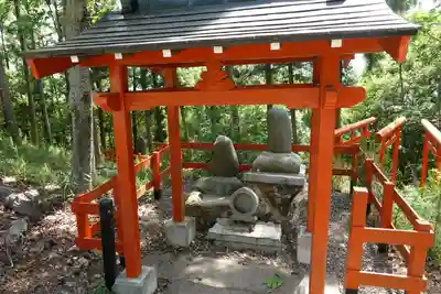 磐栄稲荷宮の末社・摂社