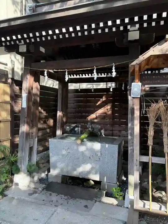 鎮守氷川神社の手水舎