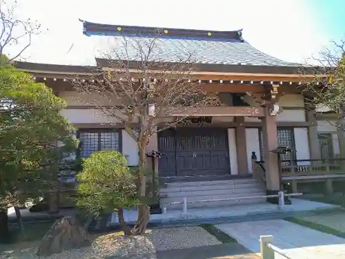 成覚寺の本殿・本堂