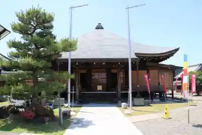 実成寺の本殿・本堂