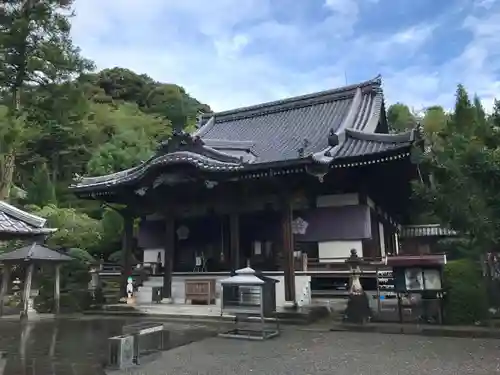 延光寺の本殿