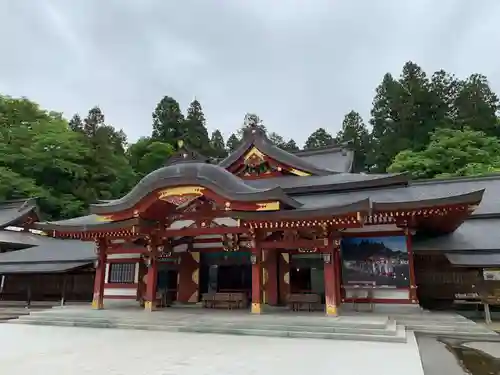 盛岡八幡宮の本殿