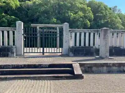 宣化天皇陵（身狹桃花鳥坂上陵）(奈良県)