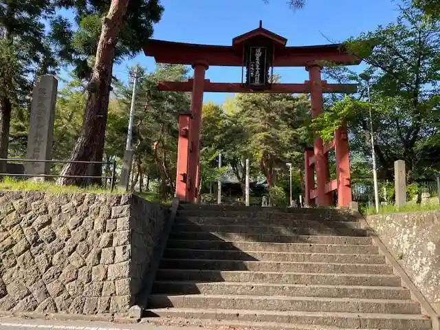 健御名方富命彦神別神社の鳥居