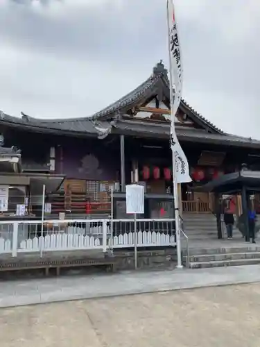 秋葉山圓通寺の本殿・本堂