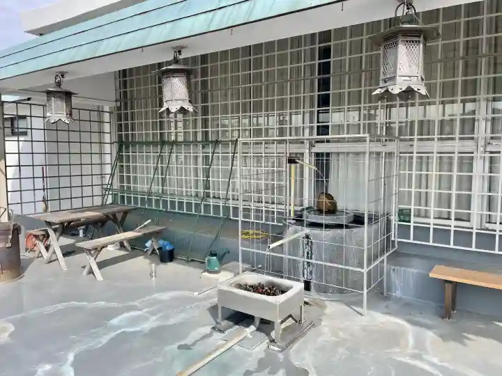 真成院の{uncategorized: "未分類", other: "その他", undefined: "問題あり", building: "その他建物", grave: "お墓", sacred_gate: "鳥居", guardian: "狛犬", statue: "像", buddha: "仏像", history: "歴史", nature: "自然", garden: "庭園", animal: "動物", pagoda: "塔", temizu: "手水舎", mountain_gate: "山門・神門", sanctuary: "本殿・本堂", subordinate: "末社・摂社", art: "芸術", scenery: "景色", jizo: "地蔵", ema: "絵馬", goshuin: "御朱印", omikuji: "おみくじ", items: "授与品その他", amulet: "お守り", goshuincho: "御朱印帳", eats: "食事", festival: "お祭り", votive_dance: "神楽", shichigosan: "七五三参", wedding: "結婚式", experience: "体験その他", initially: "初詣", around: "周辺", anti_infection: "感染症対策"}