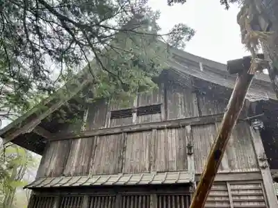 淺間神社（忍野八海）の本殿・本堂