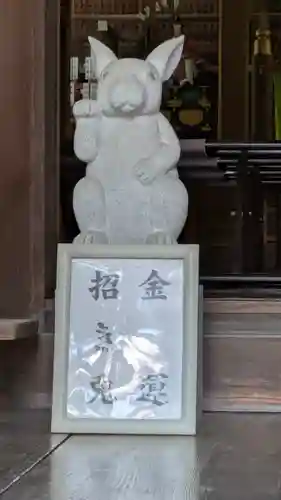 岡崎神社の狛犬