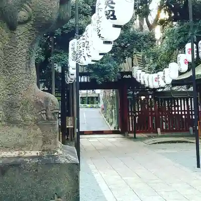 金王八幡宮の山門・神門
