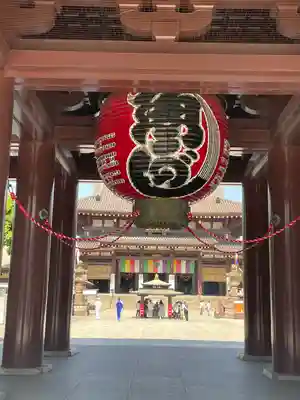 川崎大師（平間寺）の山門・神門