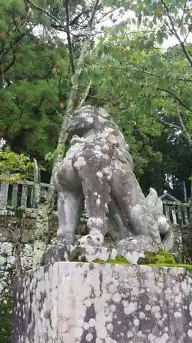 戸隠神社中社の狛犬