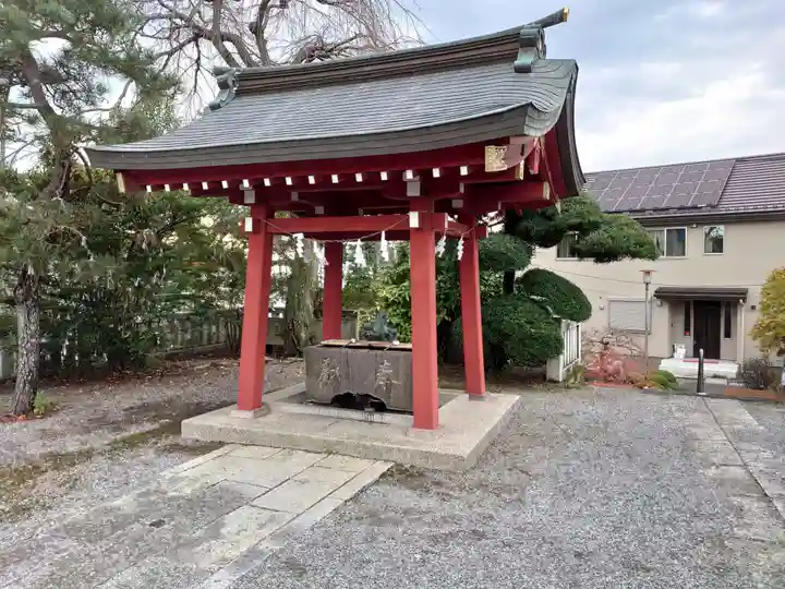 一瓶塚稲荷神社の手水舎