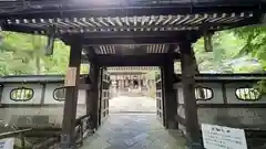 妙雲寺の山門