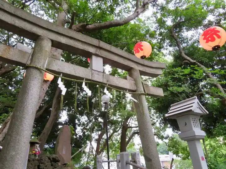 多摩川浅間神社の鳥居