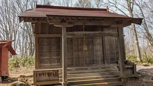 菊丘神社の本殿