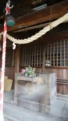 元宿堰稲荷神社の本殿・本堂