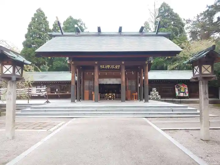 射水神社の本殿・本堂