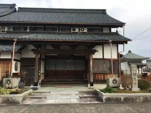 願生寺の本殿・本堂