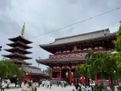 浅草寺の山門