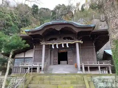 阿治古神社の本殿・本堂
