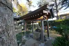 茂侶神社の手水