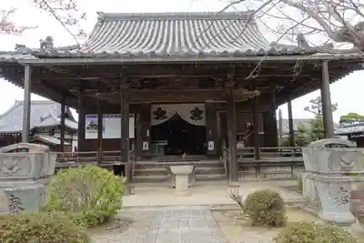 橘寺の本殿・本堂