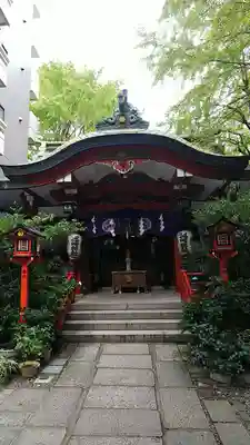 三崎稲荷神社の本殿・本堂