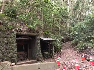 小山稲荷神社の末社・摂社